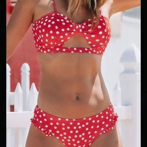 NEW! Cupsh pokadot bikini!🔴⚪️🔴⚪️